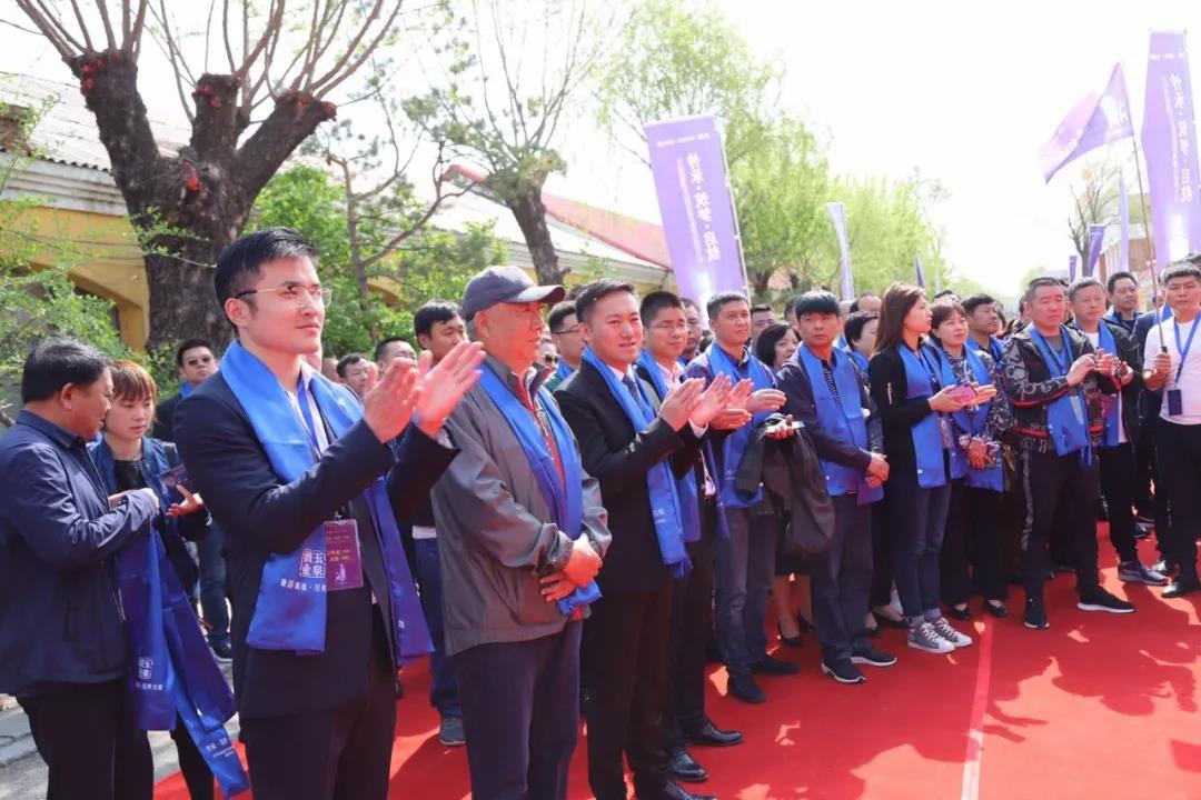 1573012127473363.jpg 1573012127473363.jpg